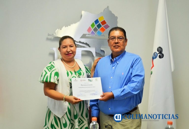 Reconoce Osafig al IEE Colima