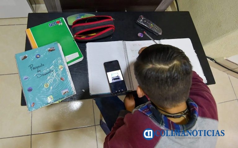 Pretenden “regular el uso de telefonía celular” en escuelas públicas y privadas