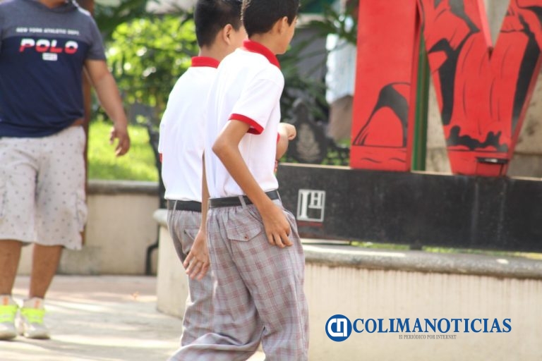 Salud Colima advierte sobre señales de depresión en adolescentes y jóvenes