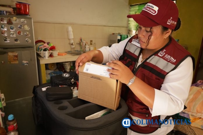 Salud Colima proporciona atención médica a domicilio a casi 4 mil colimenses
