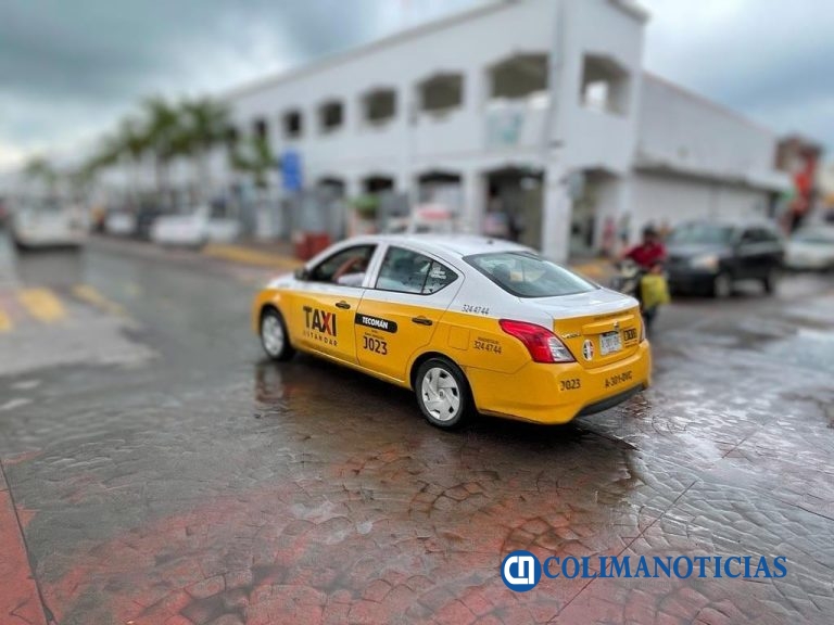 Taxistas de Tecomán se visten de rosa y se suman a la lucha contra el cáncer