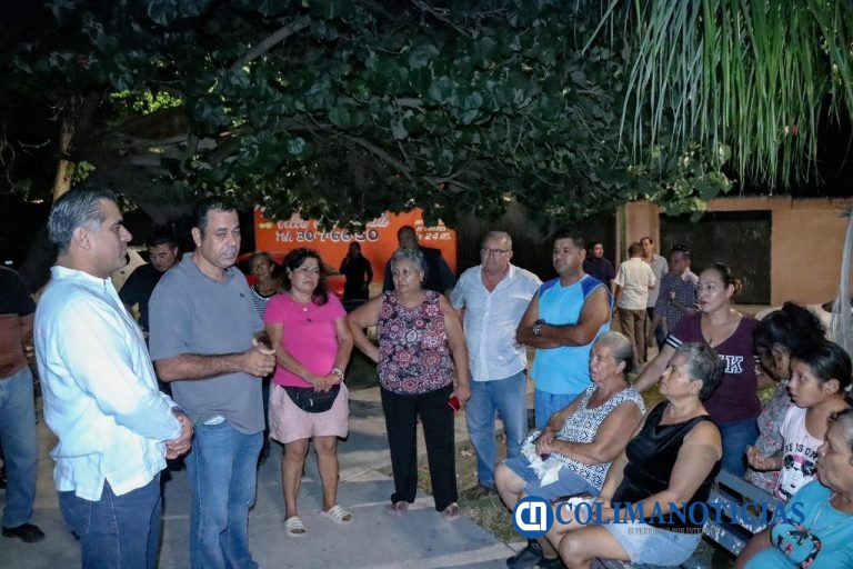 Trabaja gobierno de Riult Rivera para mejorar los servicios públicos en el Mirador de la Cumbre