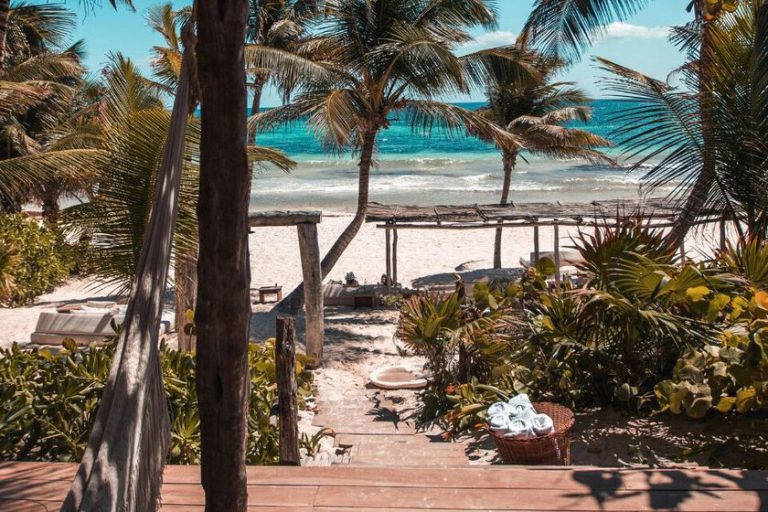 Qué está pasando en Tulum? Calles y negocios lucen vacíos