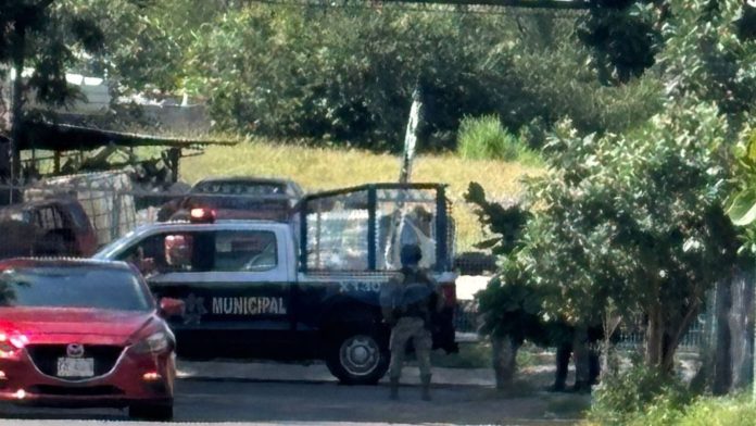 Un hombre es ejecutado en un yonque en la colonia La Albarrada