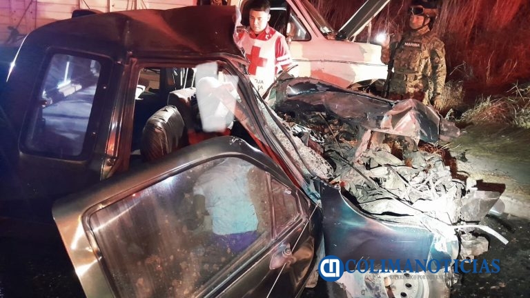 Dos muertos y dos heridos tras choque frontal en la carretera Tecomán–Cerro de Ortega