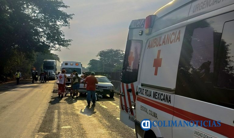 Accidente en carretera Colima–Tecomán deja tres lesionados