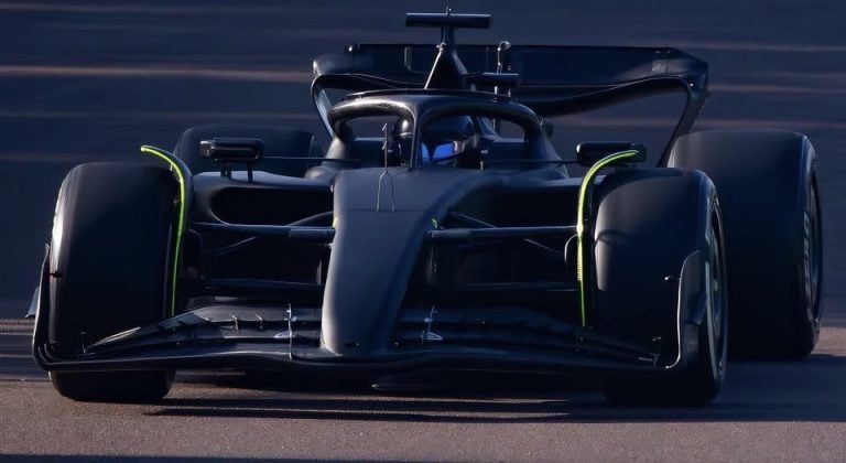 ¡Regresa a la F1! Checo Pérez arranca los test de prueba para Cadillac