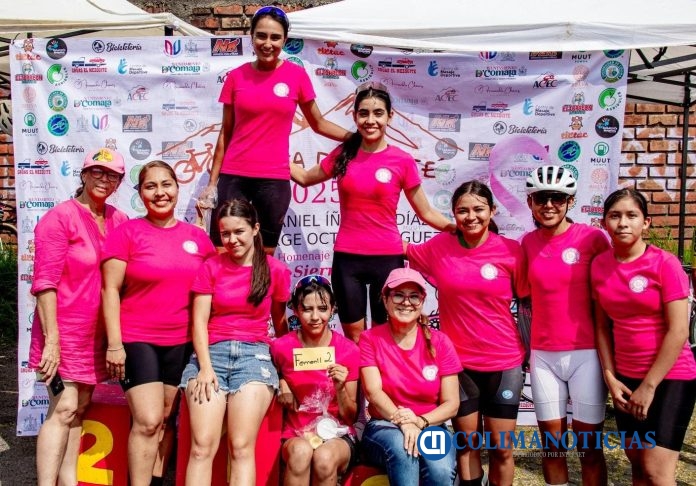 Club de Ciclismo Loros entrega recaudación de “Colecta de Tapitas” a Cancerología (3)