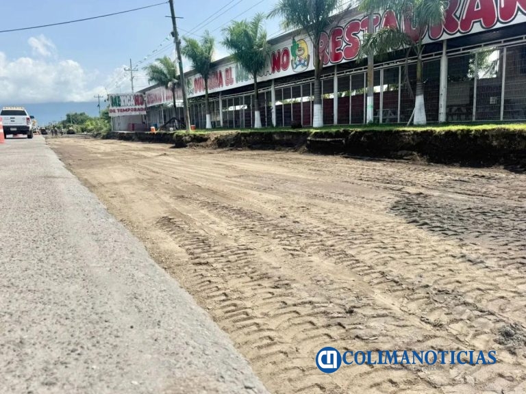 Comerciantes de dulces y artesanías temen pérdidas si no concluye a tiempo la ampliación de la autopista Colima–Manzanillo