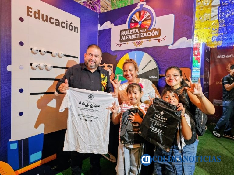 El IEEA Colima promueve la educación básica en la Feria de Todos los Santos 2025
