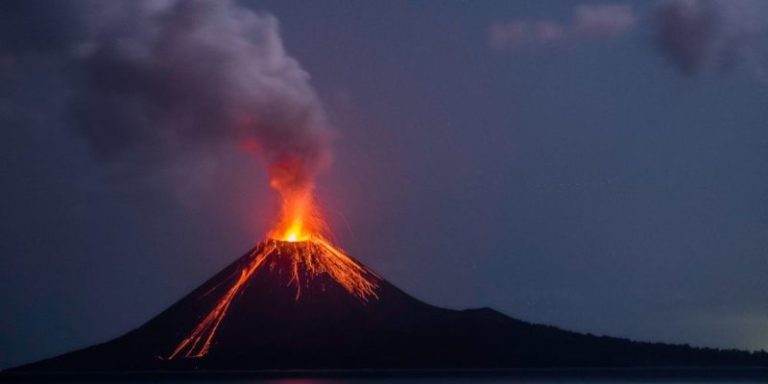 Un nuevo método con IA desarrollado en Granada puede predecir erupciones volcánicas con hasta doce horas de antelación