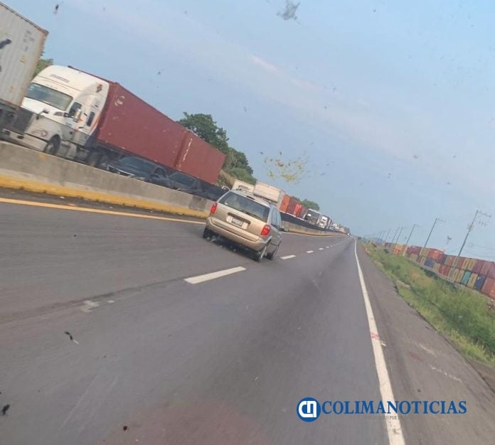 Falta de planeación y reacción ante obras en la autopista Colima–Tecomán, señala el maestro Enrique Molinero