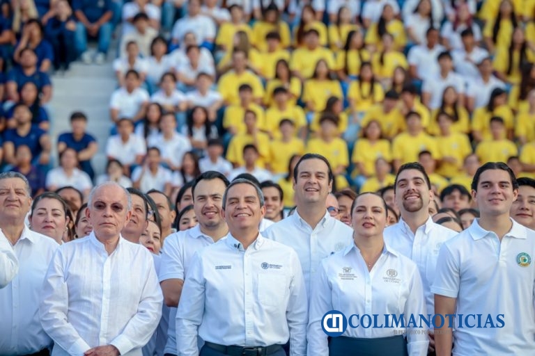 Foto Monumental UdeC 2025 reúne a cerca de 8 mil 500 universitarios