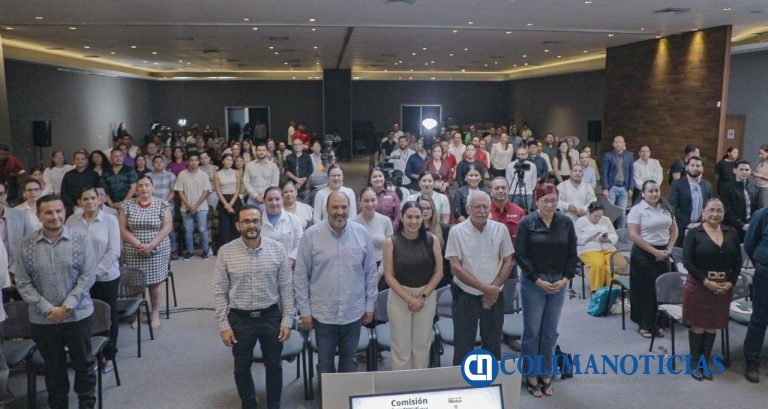 Gobernadora Indira Vizcaíno inaugura Audiencia Pública para la Reforma Electoral celebrada en Colima