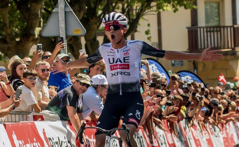 Isaac del Toro gana el Premio Nacional de Deportes