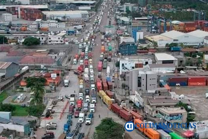 Mega bloqueo carretero