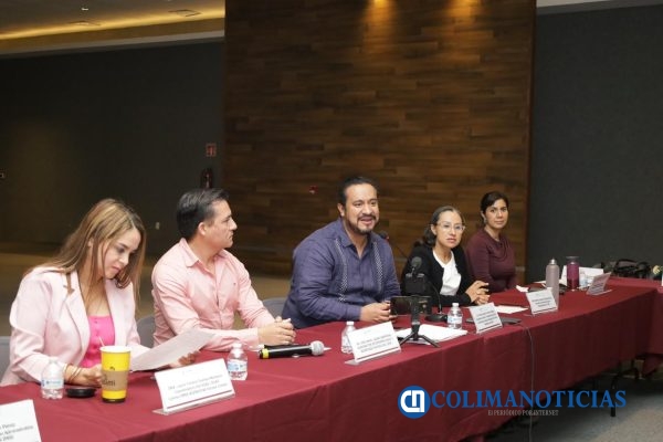 Pide Salud Colima a instituciones y población no confiarse en el combate al dengue