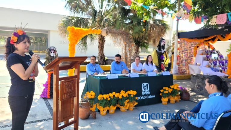 Reconoce IMSS Colima creatividad del personal en el Concurso de Altares y Ofrendas de Día de Muertos