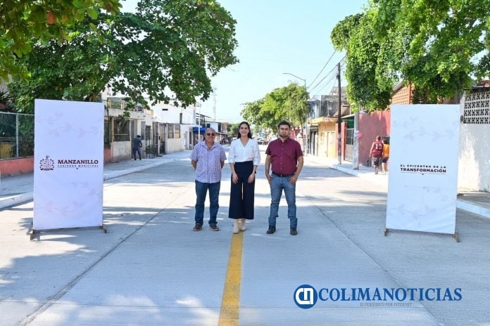 Rosi Bayardo inaugura calle de concreto hidráulico en Santiago (3)