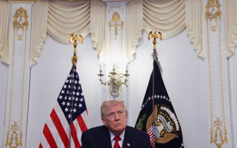 Trump afirma que Estados Unidos “pausará permanentemente la migración de todos los países del Tercer Mundo”