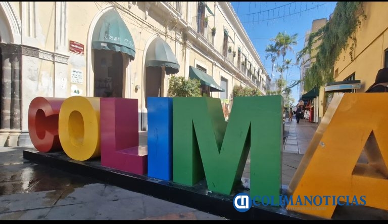 Comerciantes del centro de capital de Colima esperan incremento de ventas en diciembre