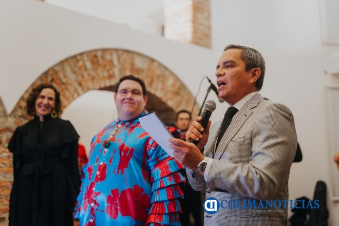 Grupos artísticos UdeC en homenaje a diseñador Carlos Pineda_Rector