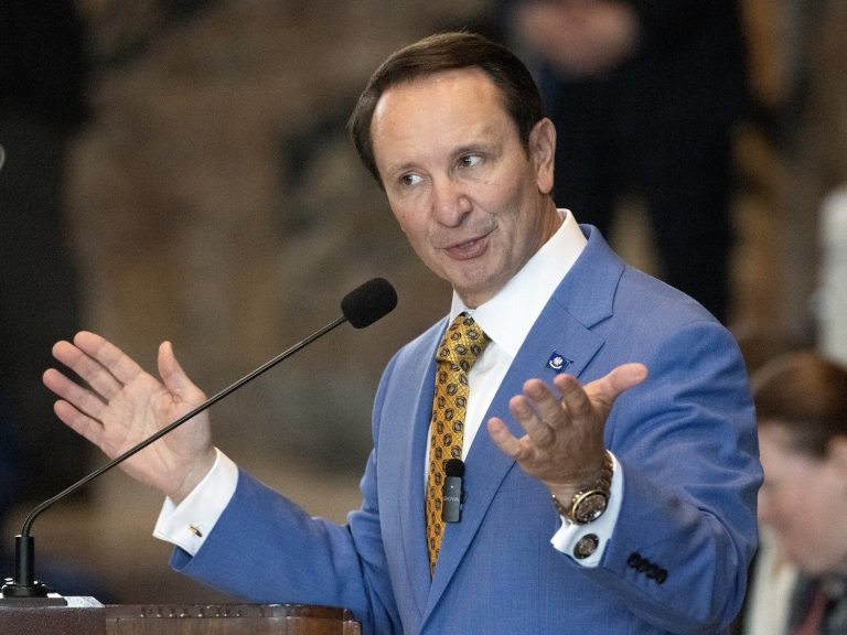 Trump nombra al gobernador de Luisiana, Jeff Landry, como enviado especial de EEUU a Groenlandia