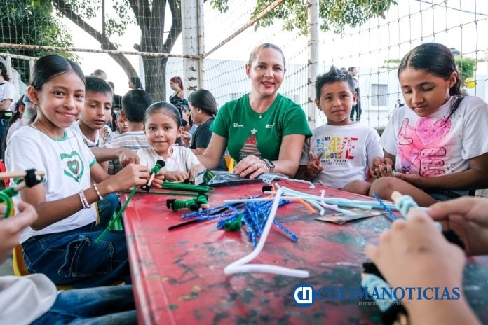 Navidad UdeC 2025 en el CEDECO