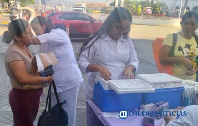 Salud Colima habilita 8 puntos de vacunación