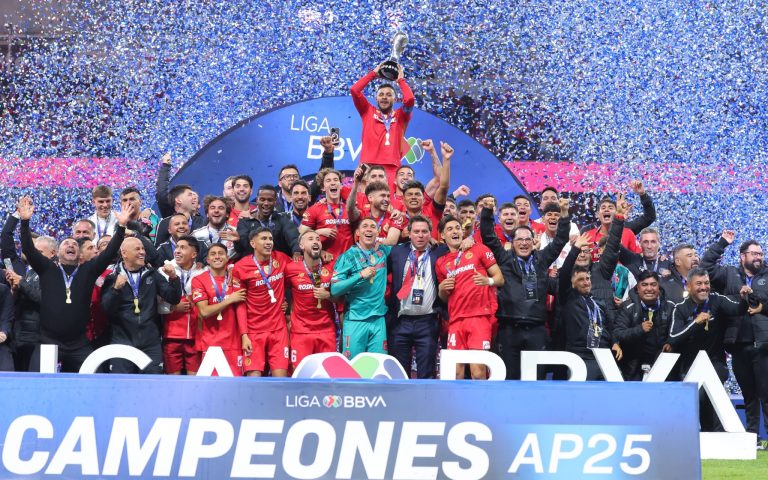 Toluca es bicampeón de la Liga MX tras vencer a Tigres en penales
