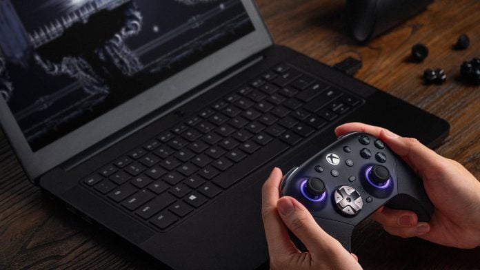 8BitDo presenta su mando Xbox