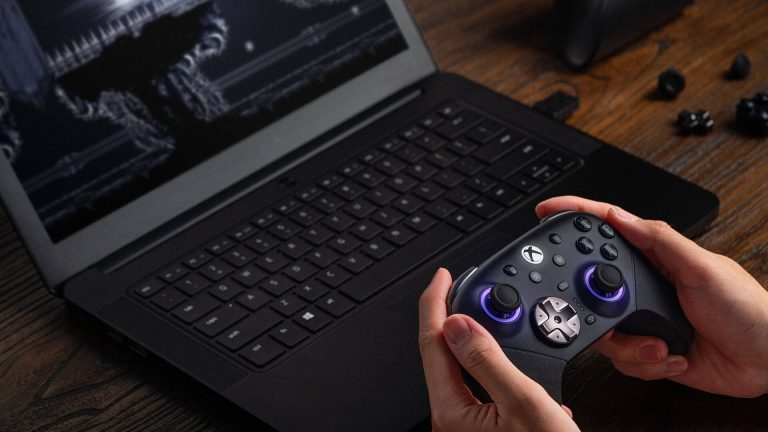 8BitDo presenta su mando Xbox más personalizable hasta la fecha