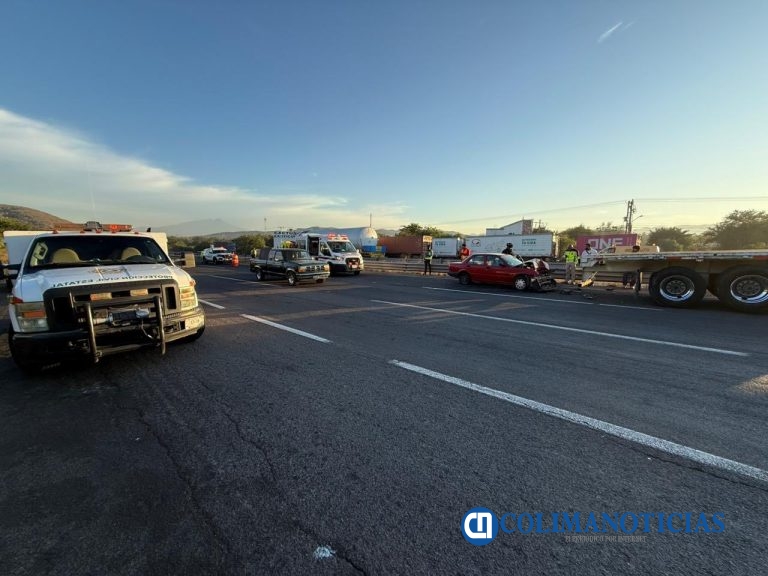Accidente carretero en la autopista Colima–Manzanillo deja una persona fallecida; obstruye vialidad