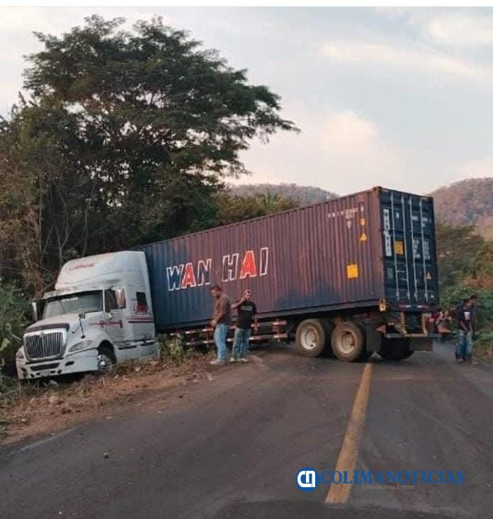 Carretera libre Manzanillo-Armería