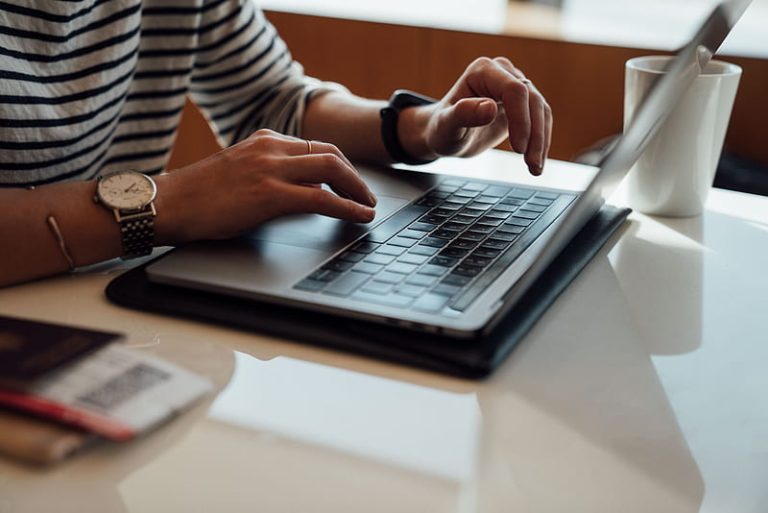 10 cursos gratis online para aprender de tecnología