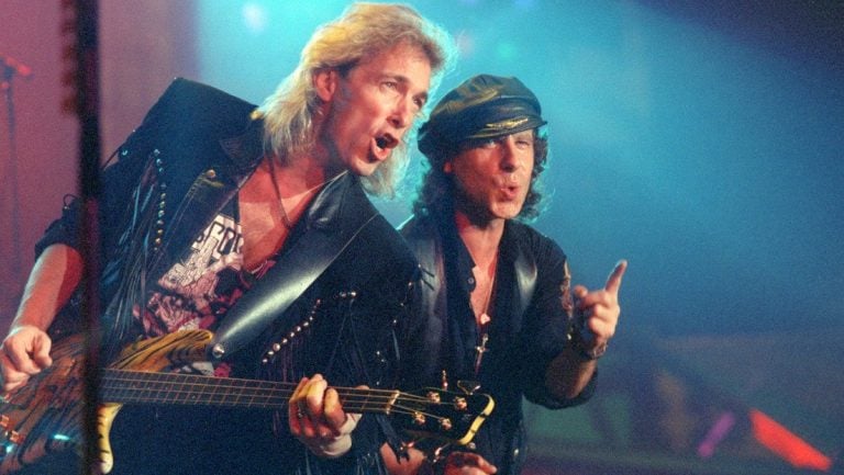 Fallece Francis Buchholz, exbajista de la icónica banda Scorpions