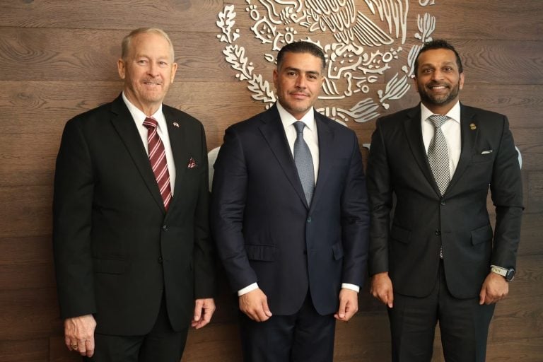 Omar García Harfuch se reúne con director del FBI, Kash Patel
