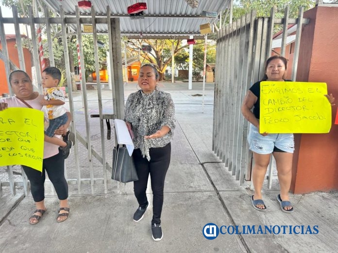 Padres logran respuesta de la Secretaría de Educación; mañana regresan a clases