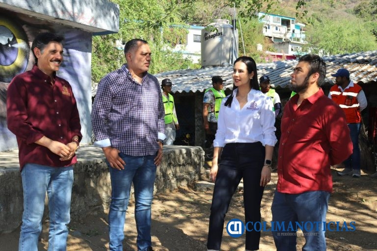 Rosi Bayardo inicia rehabilitación de tanques de almacenamiento de agua en El Colomo; mejorará el abasto para las familias