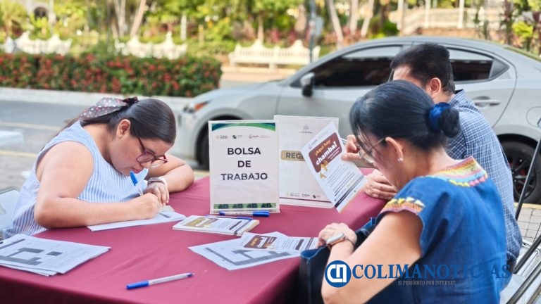 Trabajo Colima impulsa el empleo formal con la estrategia ¡Arranca el año con chamba!