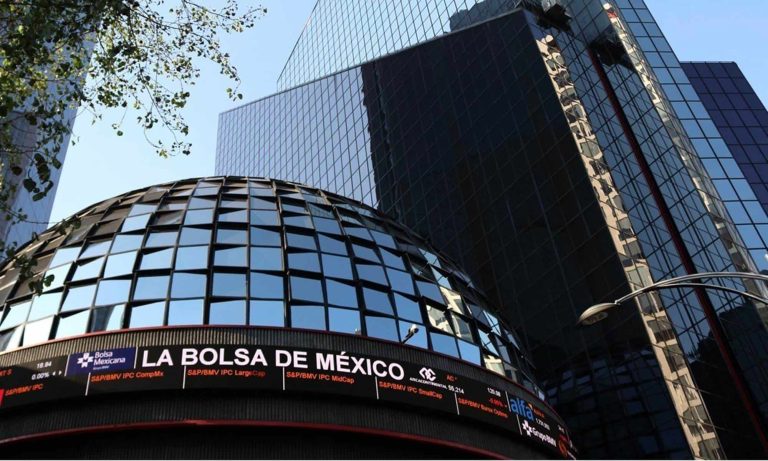 BMV avanza  4.75 % semanal y rebasa las 70 mil unidades para su nuevo máximo