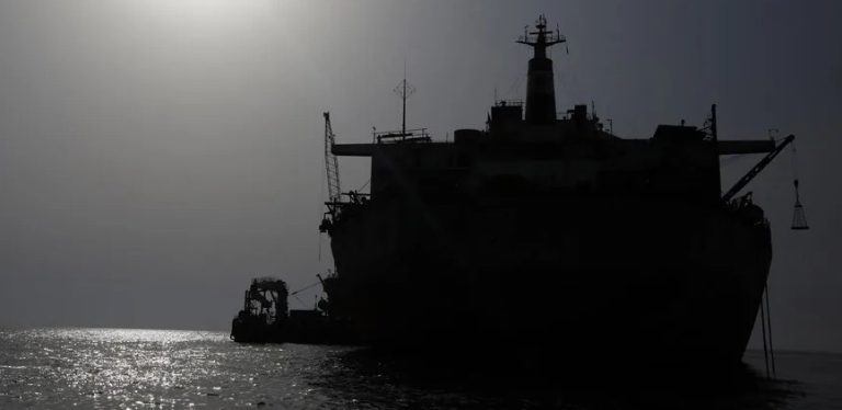 EE.UU. aborda en el océano Índico un petrolero sancionado al que seguía desde el Caribe