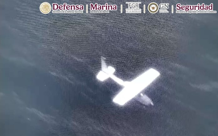 Decomisan-avioneta-Oaxaca-con-mas-media-tonelada-cocaina