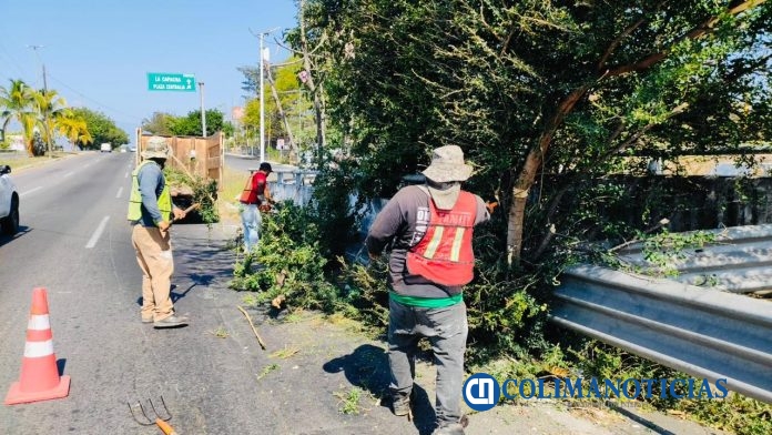 Gobierno de Riult Rivera realiza trabajos de limpieza y mejora sobre Tercer Anillo (3)