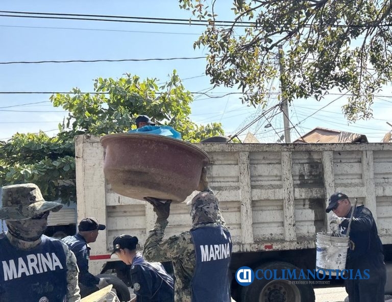 La Sexta Región Naval participa en la “Jornada de eliminación de criaderos de mosquitos”, en Colima