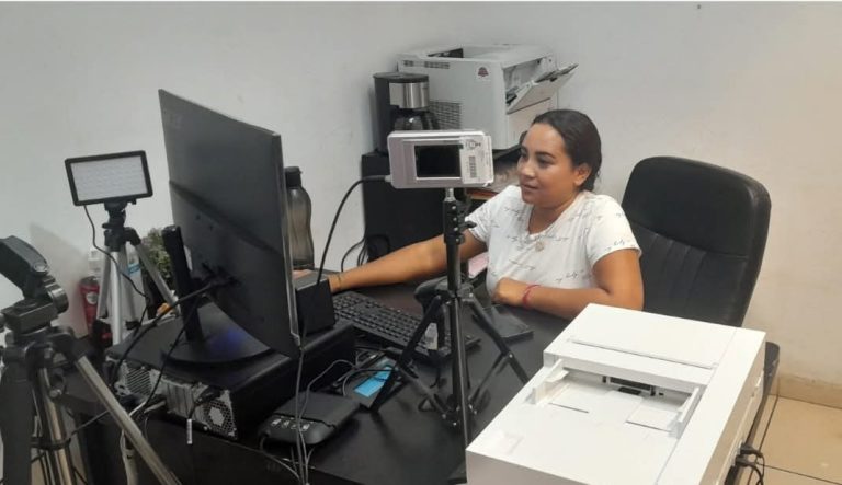 No se está emitiendo CURP Biométrica en Colima; ciudadanía solo entrega datos: Gutiérrez Vega