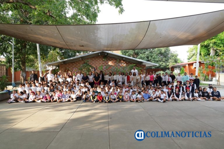 Realizan ceremonia itinerante mensual del Poder Legislativo en primaria de El Diezmo