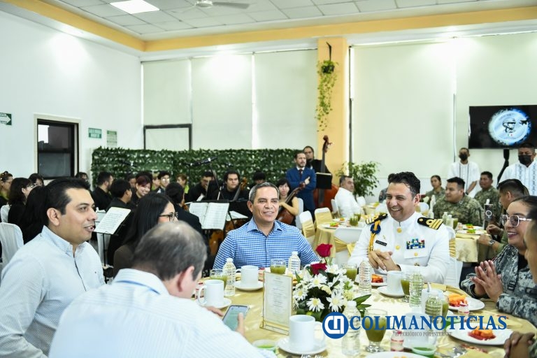 Participa UdeC en desayuno conmemorativo por el Día del Ejército Mexicano