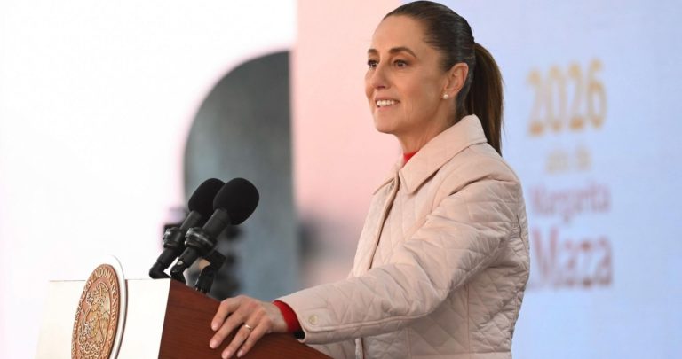 Sheinbaum llama a la humildad en el servicio público tras polémica en la Suprema Corte