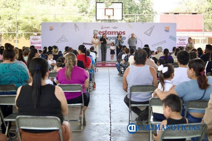 107 estudiantes de preescolar en Coquimatlán recibieron tarjeta de Mi ColiBeca para Empezar por gobierno de Indira